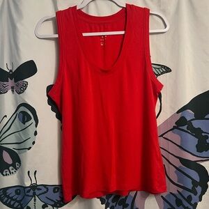 Scoop neck thick strap tank